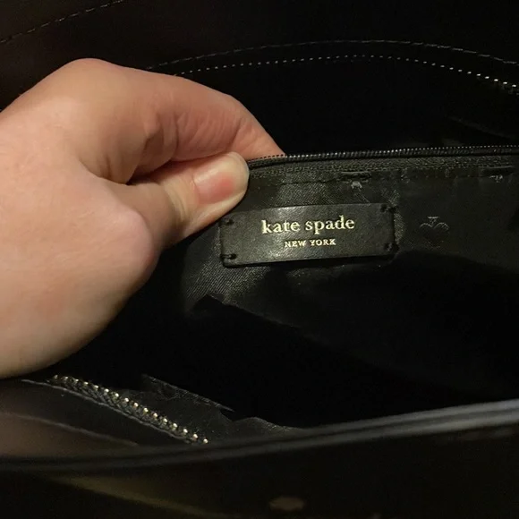 Kate spade tote - Picture 2 of 3